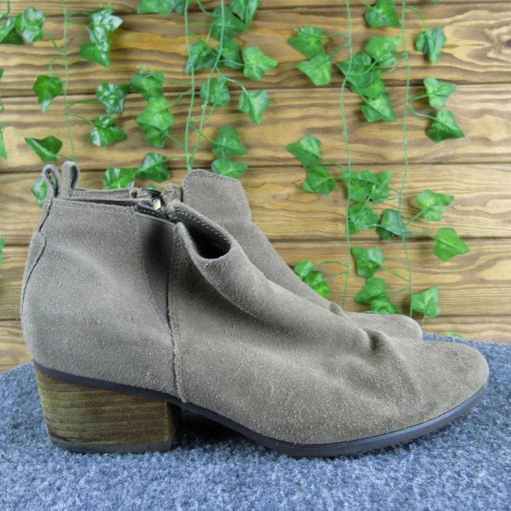 Blondo Taupe Suede Waterproof Ankle Booties Low Heel Elastic Side Women's 7‎